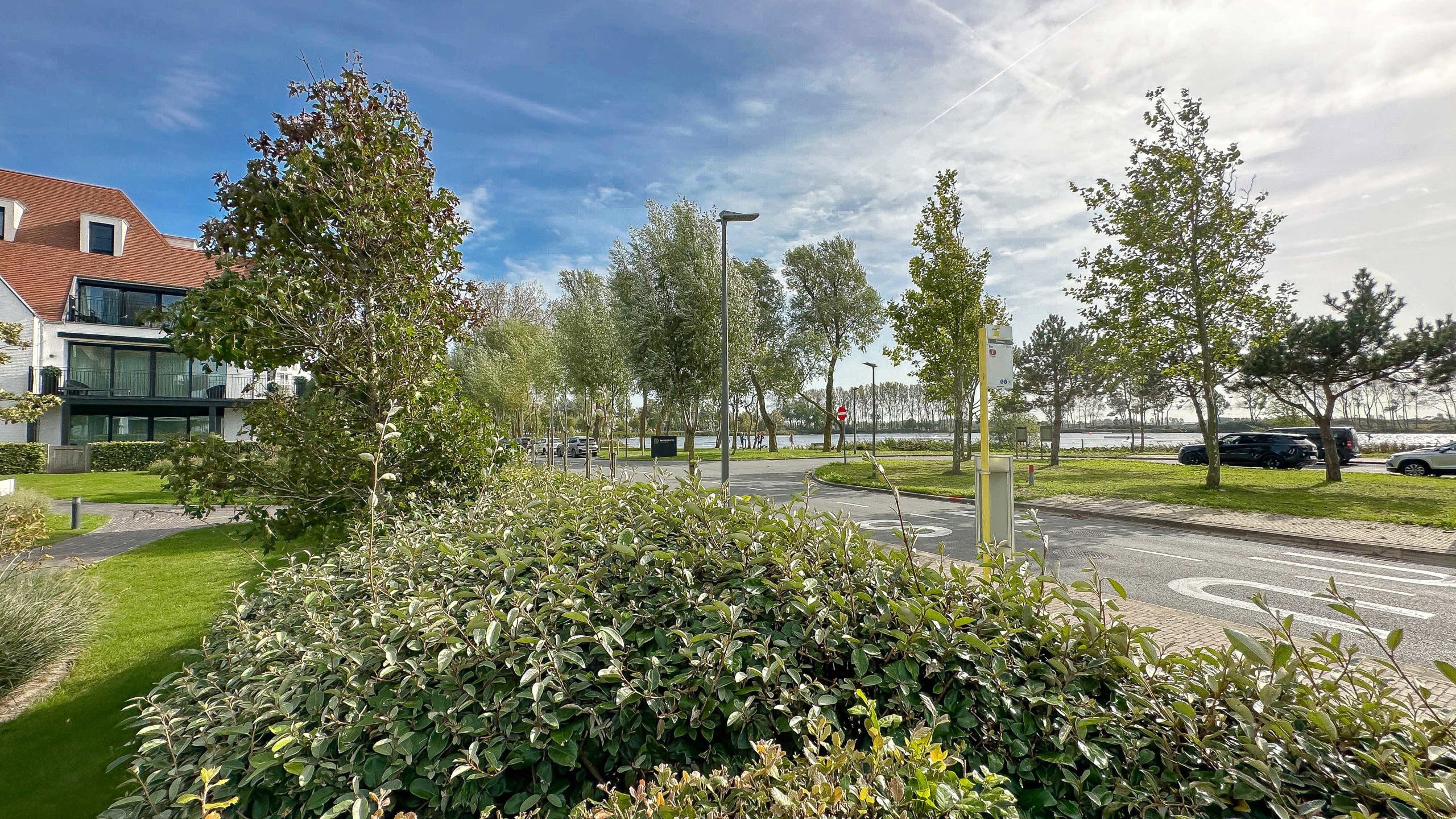 HOEKAPPARTEMENT met TUIN en zonnig terras, te DUINENWATER... - foto 5