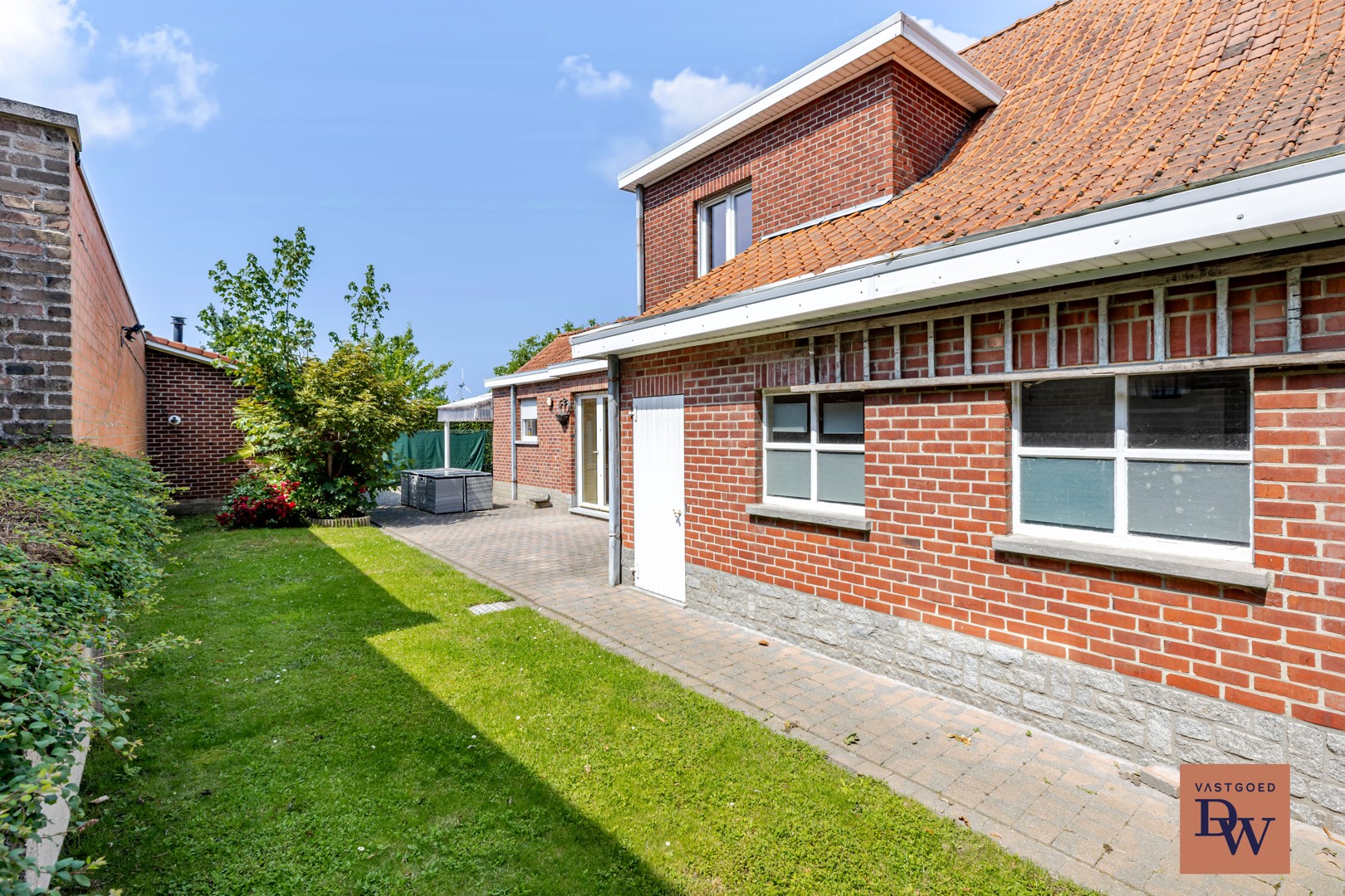 Ruime gezinswoning met 4 slaapkamers op een perceel van 619 m² in Gijzenzele (Oosterzele) - photo 4