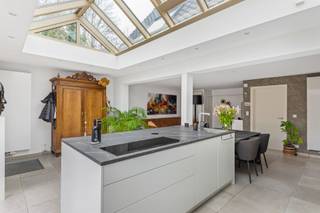 Deze prachtige HOB is gelegen op een uiterst rustige locatie, in de onmiddellijke nabijheid van de Zoo van Planckendael en op enkele minuten van...