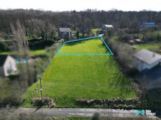 Présentation complète sur notre site : https://weinvest.be/fr-BE/property/for-sale/huy/land/63083Idéalement situé dans le quartier calme du Sarte à...