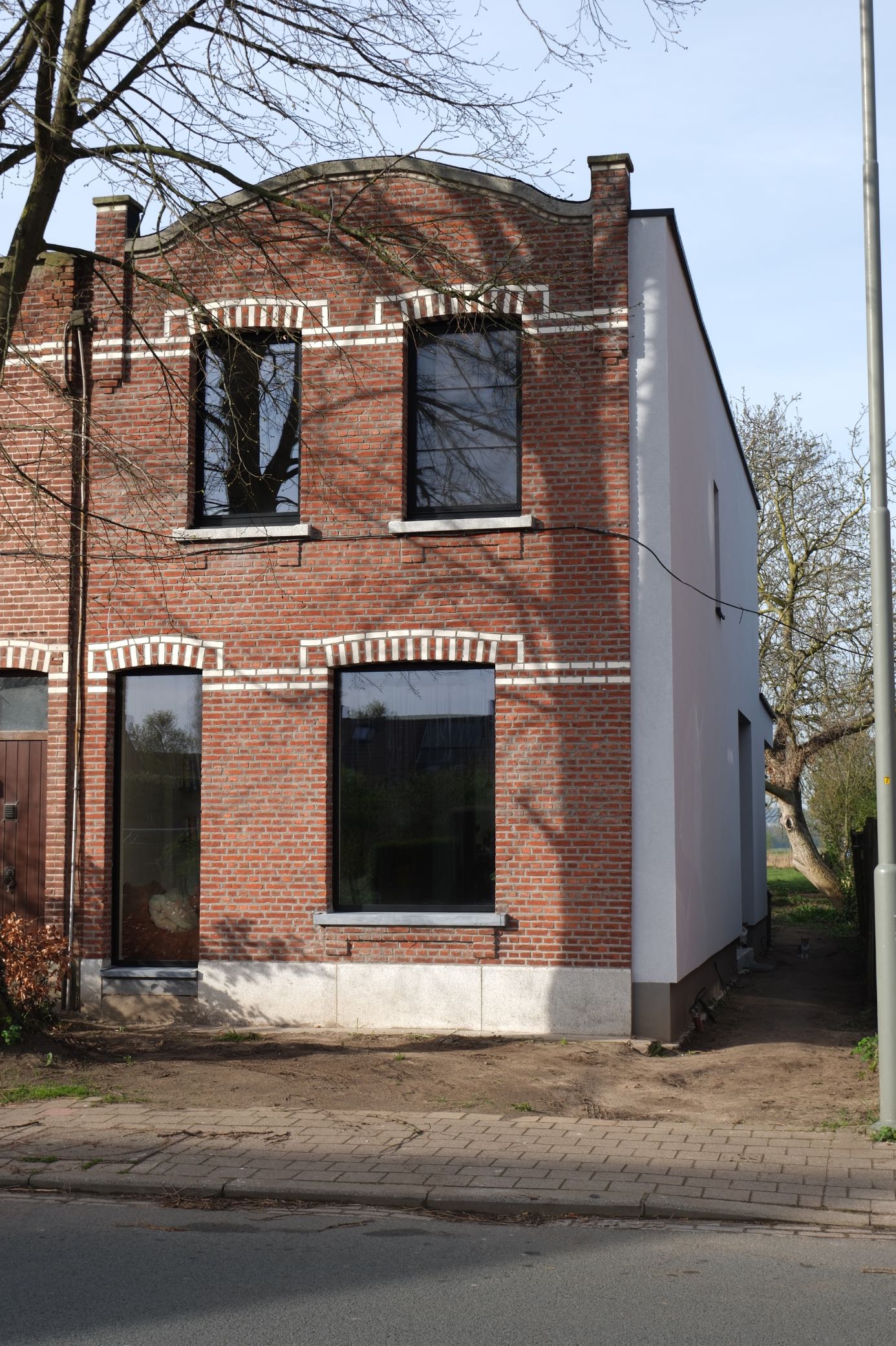 Huis te koop in Stabroek met 3 slaapkamers - foto 2