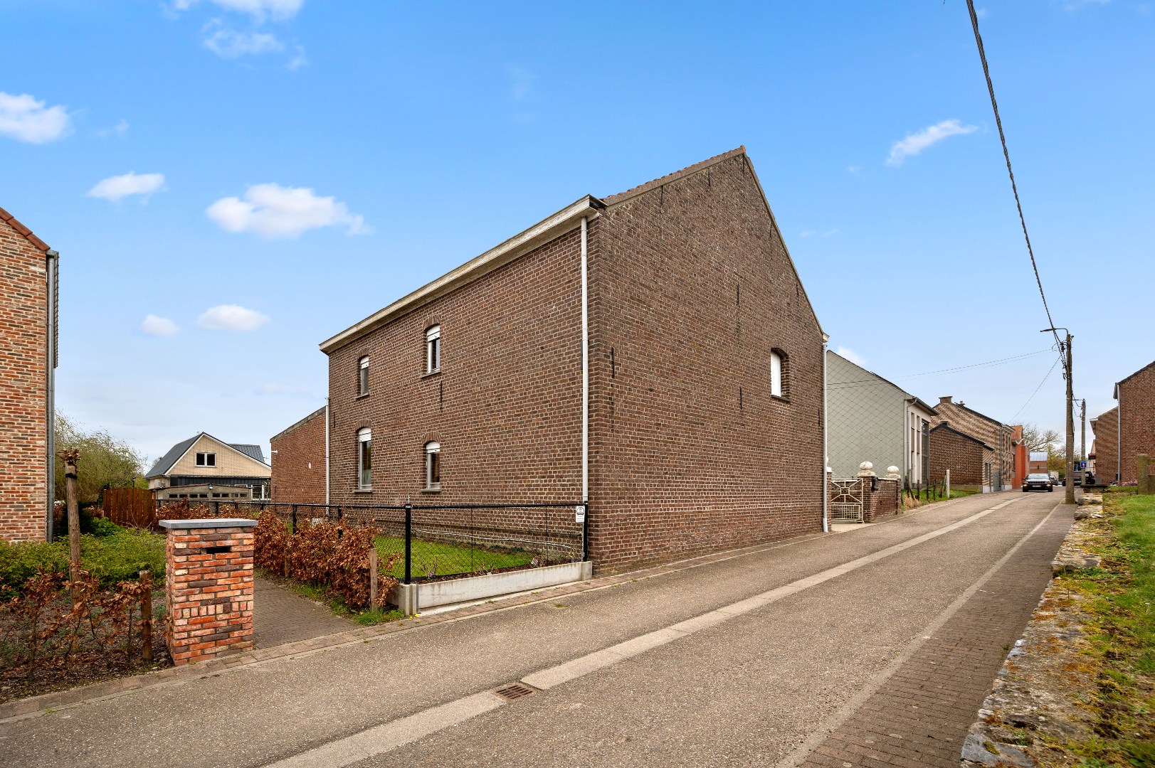 Instapklare open bebouwing met tuin, terras, garage en 3 slpks - foto 5