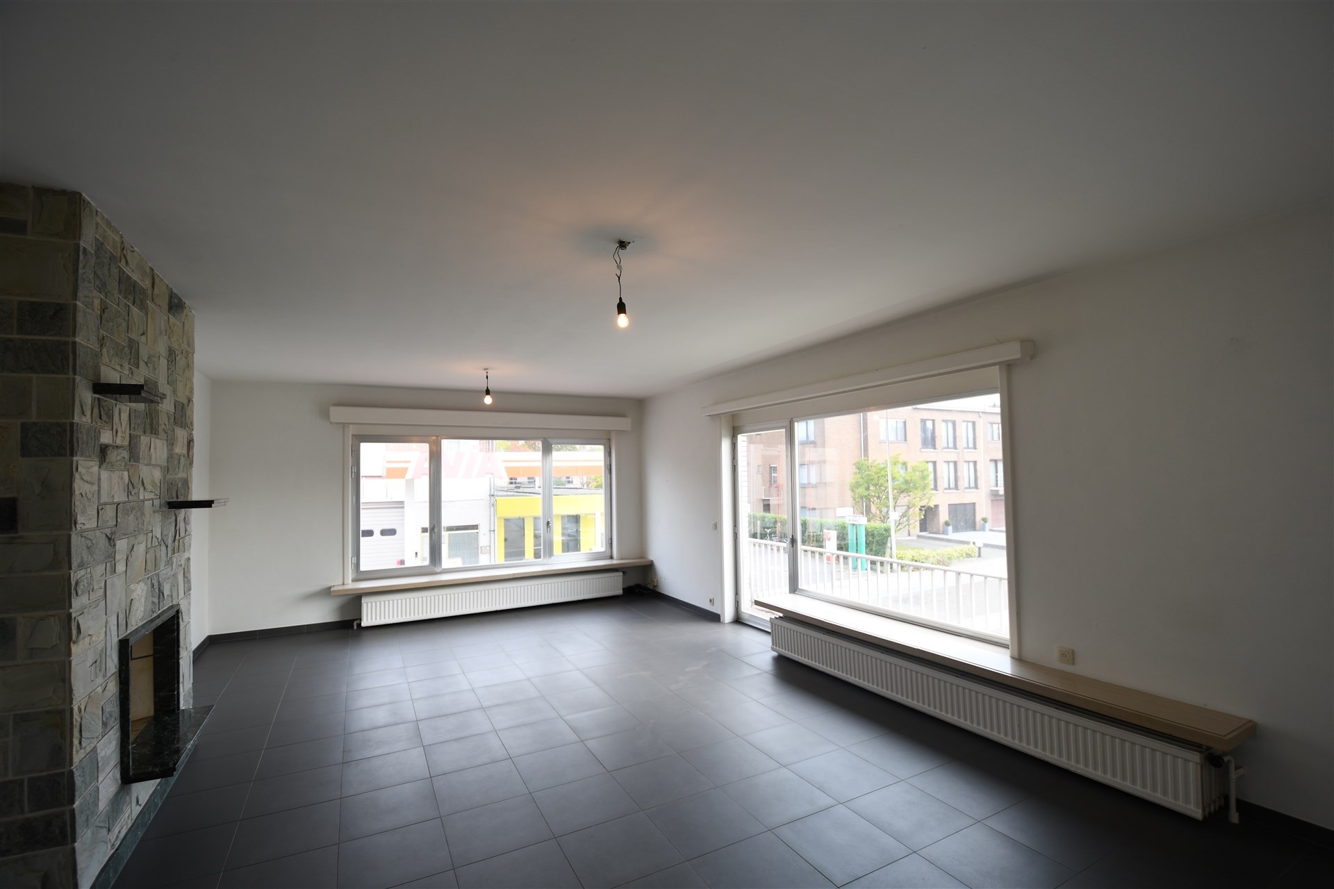 Ruim appartement met twee slaapkamers in Sint-Niklaas - foto 2