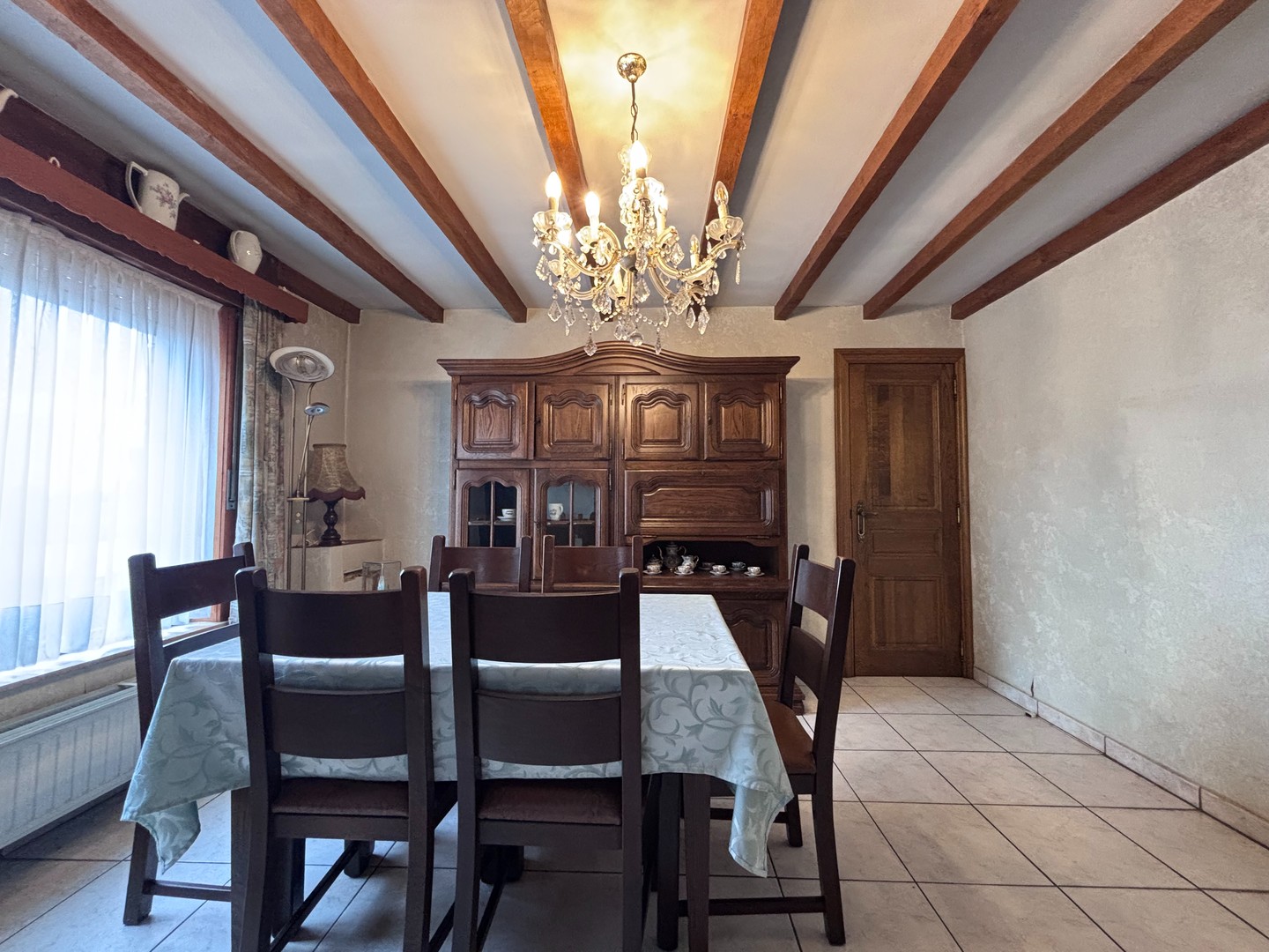 Te renoveren villa te koop op ruimtelijk perceel van 1080 m² in het hart van Koksijde! - foto 4
