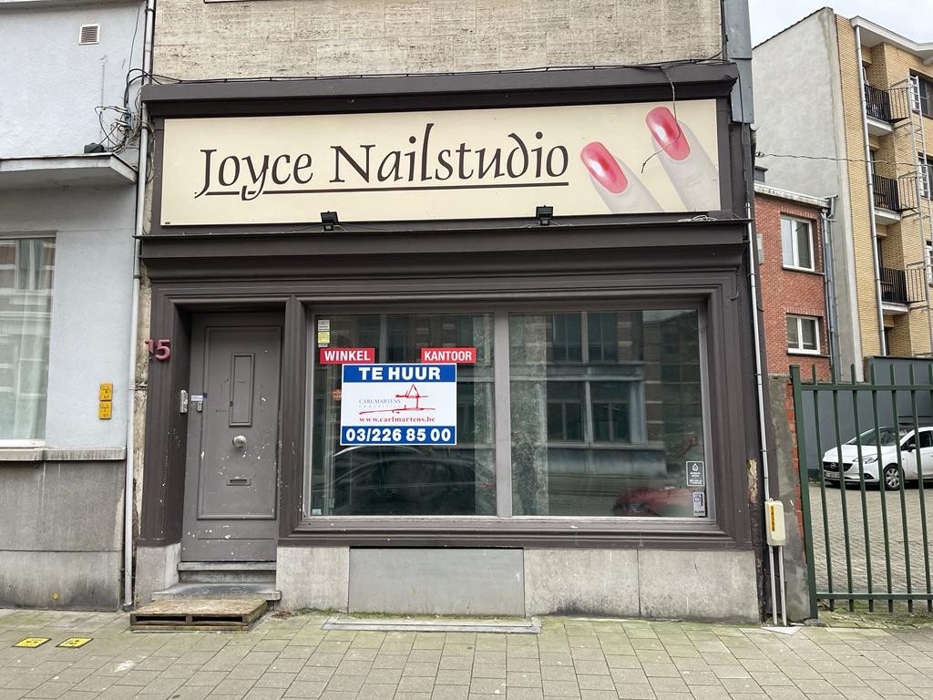 Commercial à louer à Anvers - photo 1