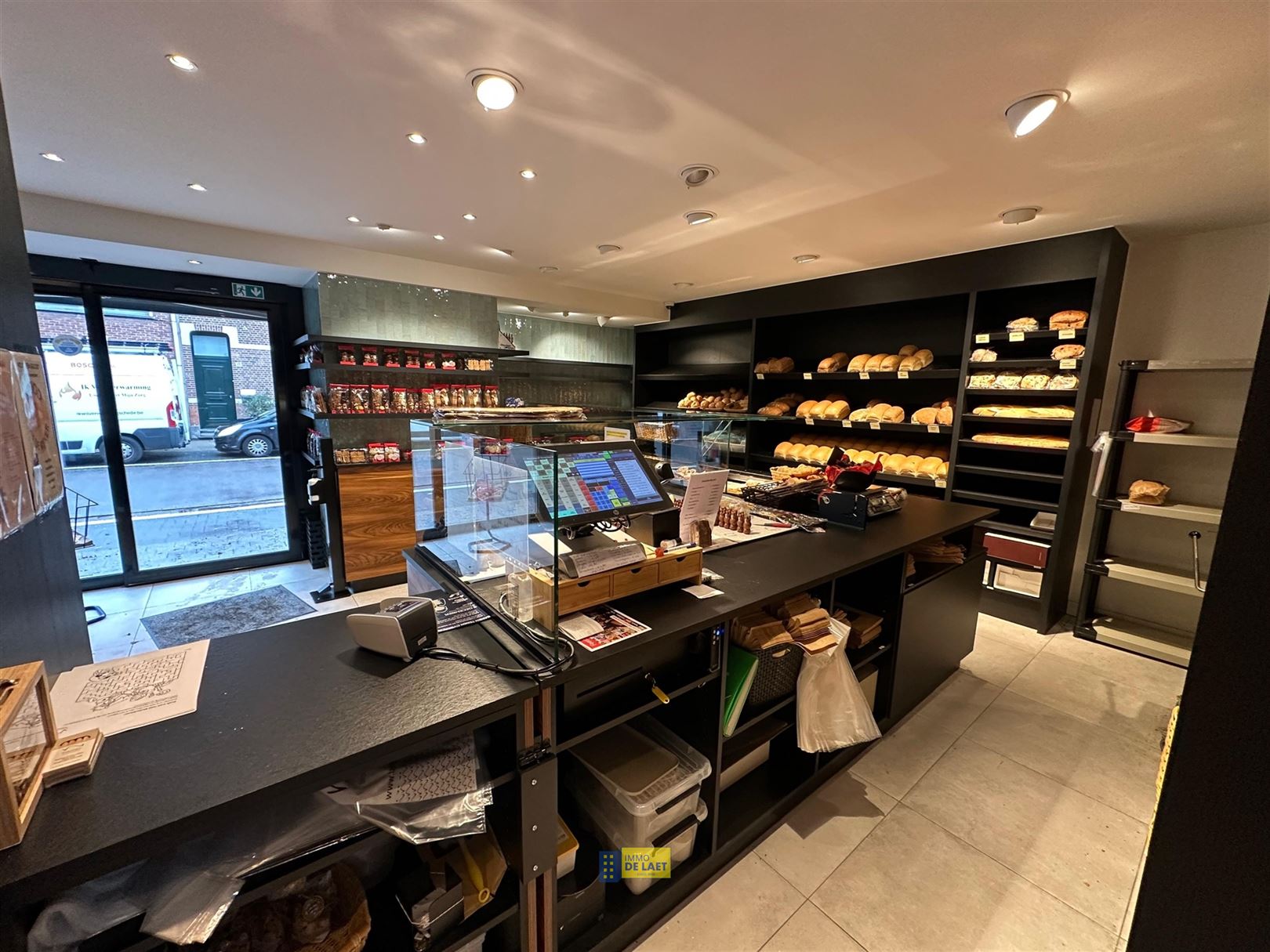 Gunstig gelegen, ruim handelspand met woonst - foto 3