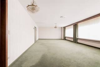 Gelegen in een rustige straat, ligt dit appartement op een perfecte locatie, op wandelafstand van het station en van het bruisende centrum.Met een...