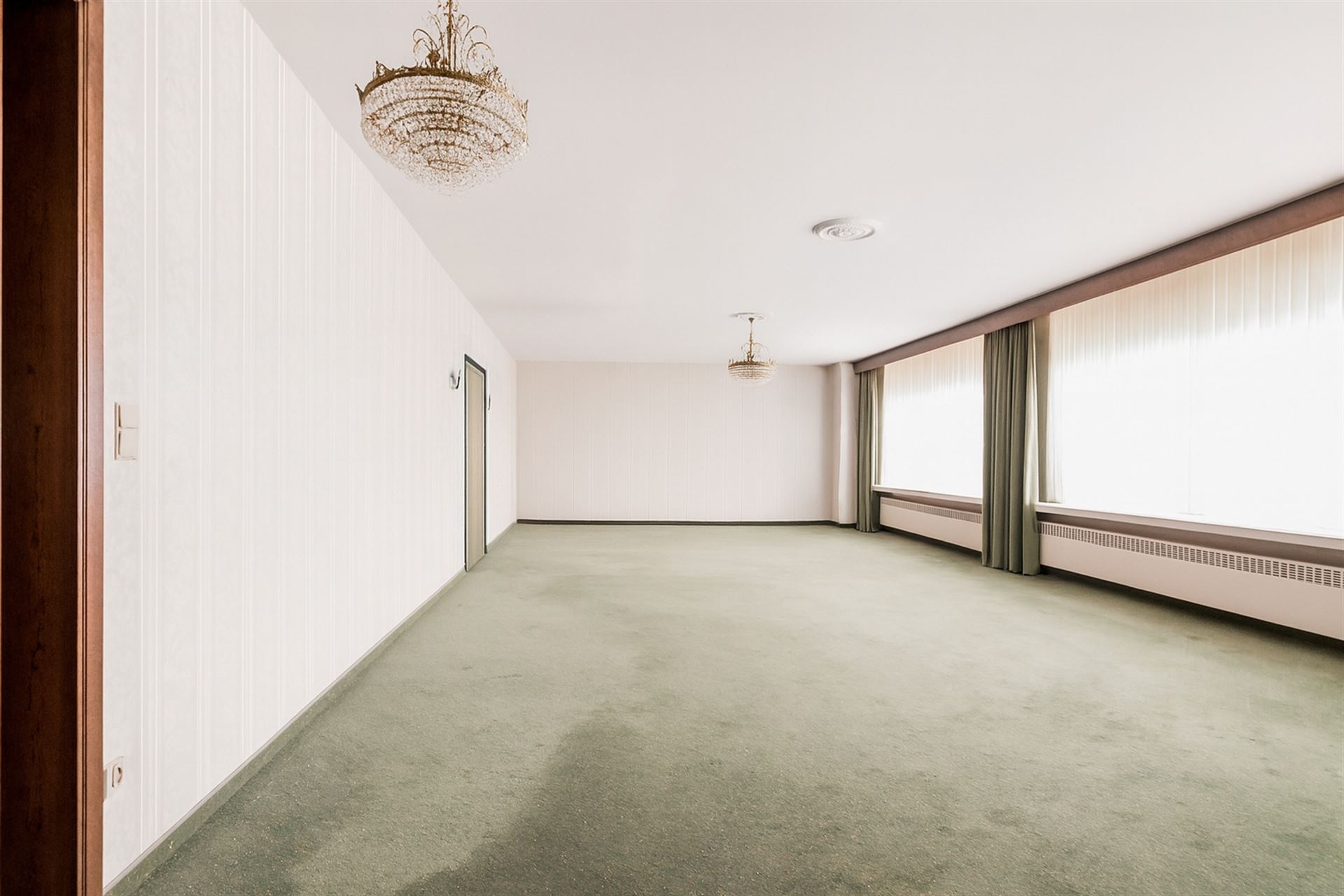 Zeer ruim app op 1e verd. met dubbele garagebox (€45.000) - foto 3