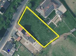 UNIEK GELEGEN perceel van 889 m² te koop in de ICONISCHE OMGEVING VAN DE VALKENBERG te Brakel, in het hart van de Vlaamse Ardennen. Dit RUIME...