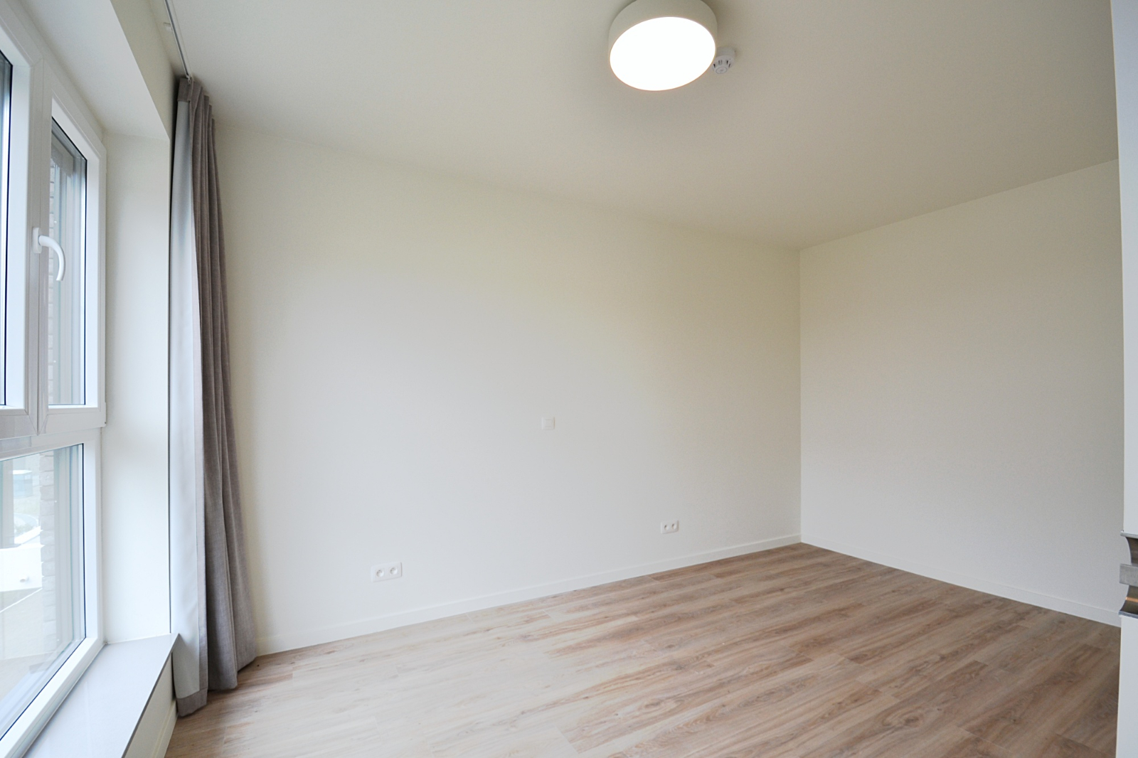 Éénkamerige assistentieflat in Izegem! - foto 5