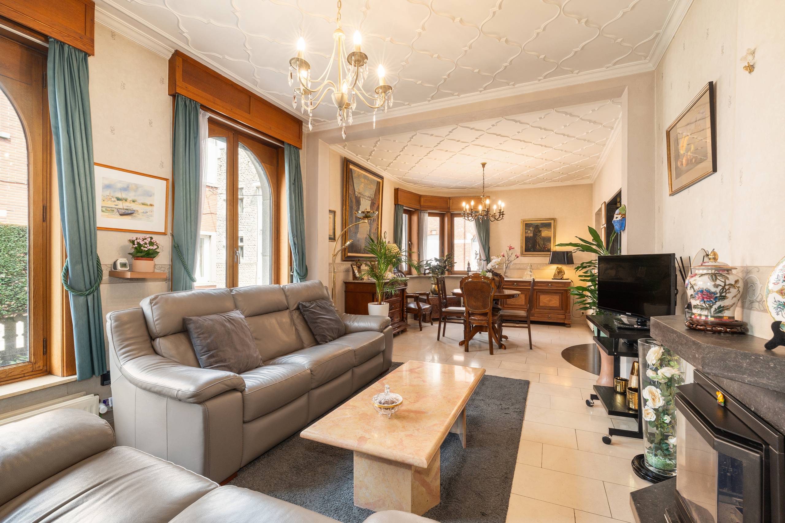 Ruime halfopen woning met 6 garages in Machelen - foto 4