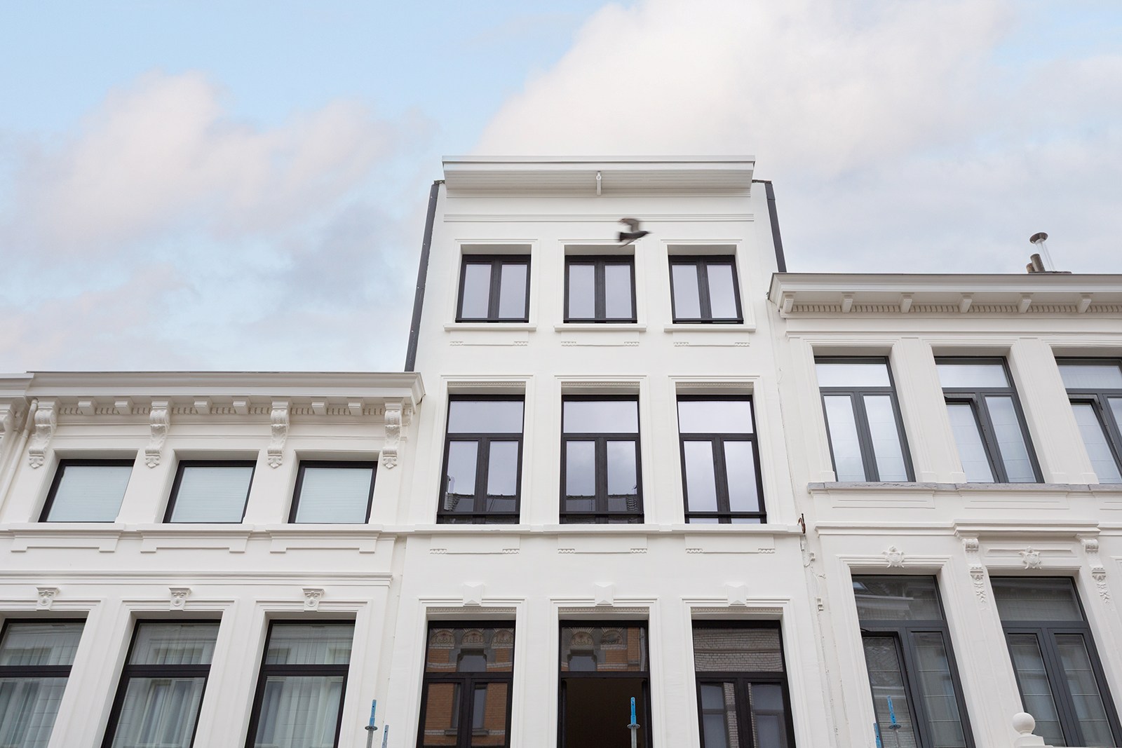 Stijlvol gelijkvloers met tuintje! - foto 4