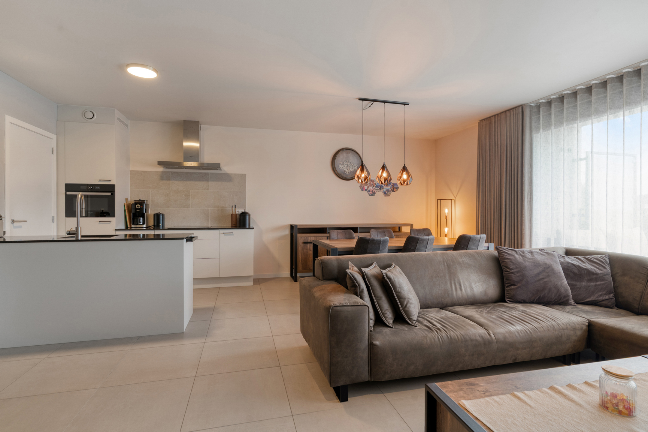 Recent appartement met 2 slaapkamers in Dessel centrum. - foto 4
