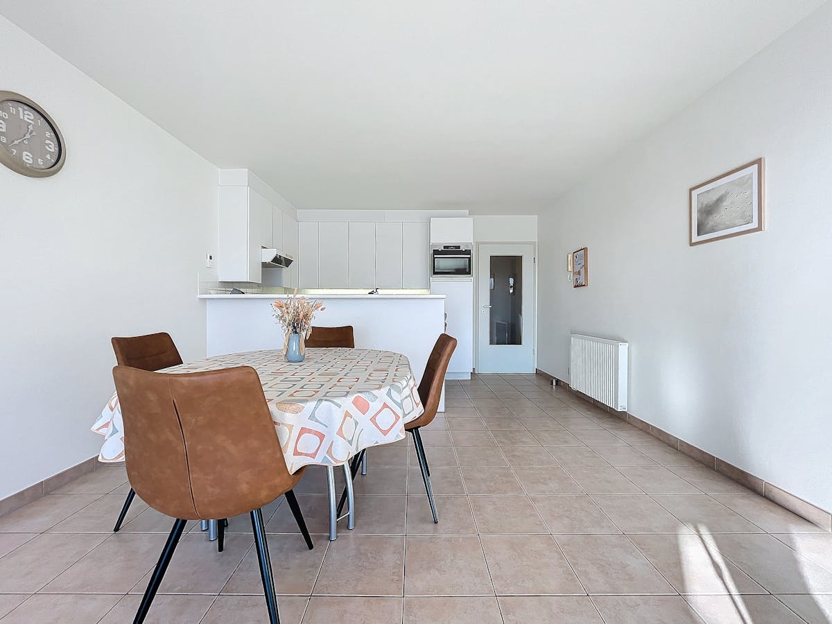 Ruim appartement met twee slaapkamers en Zuid gericht terras - foto 4