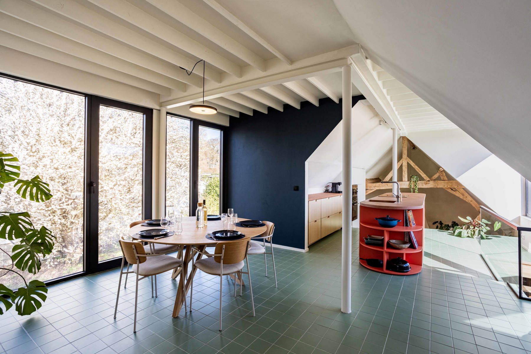 Unieke combinatie van karakter, ruimte en groene omgeving - foto 3