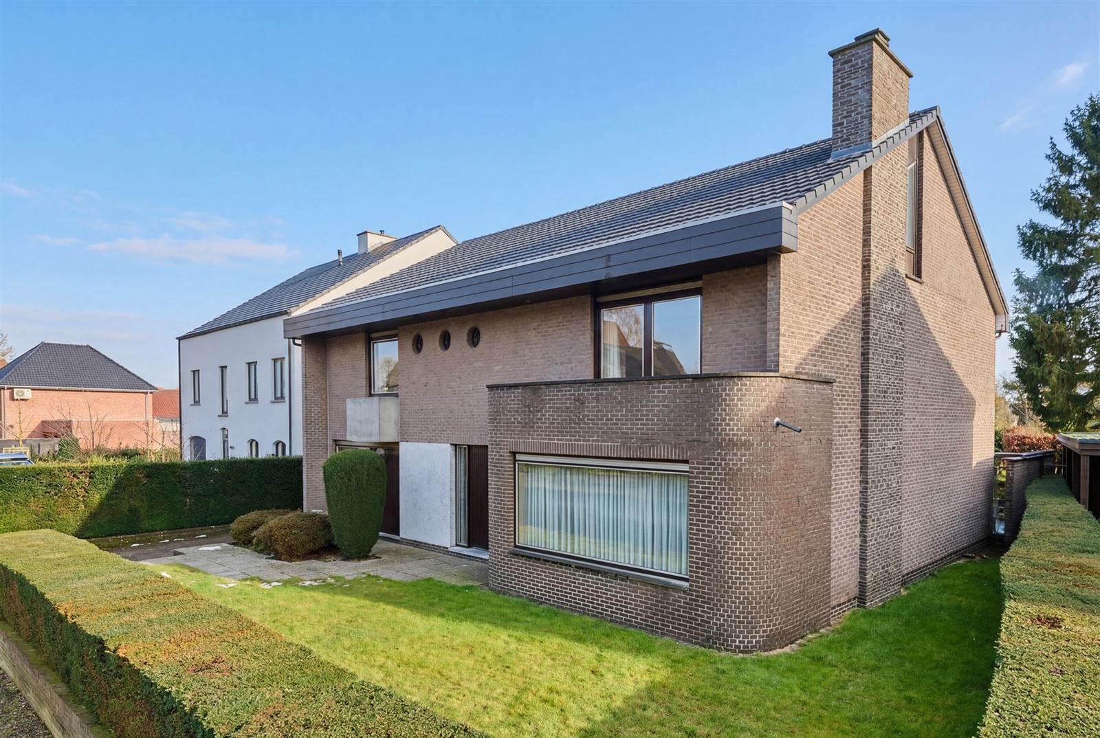 Ruime villa vlakbij Lommel centrum (6 slaapkamers) - foto 2