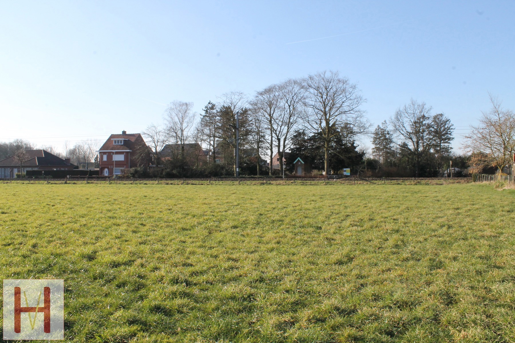 Zeer ruime bouwgrond van 1.672m² voor open bebouwing. - foto 4