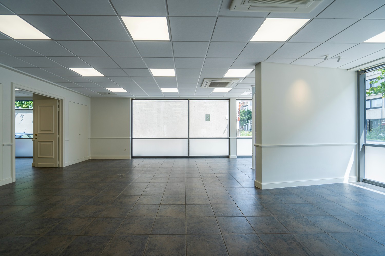 Commercial for sale in Kortrijk - photo 4