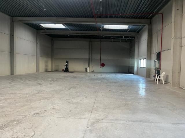 Instapklaar magazijn op toplocatie nabij op- en afrit E40 Erpe-Mere - photo 2