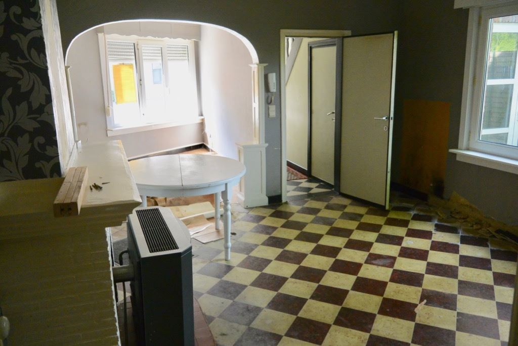 Zeer ruime woning met mogelijk 5 slaapkamers ! - foto 3