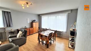  2 slaapkamer appartement in het centrum van Kortenberg . Ideaal als eerste woning of als investering ! Op een boogscheut van het station en dichtbij...
