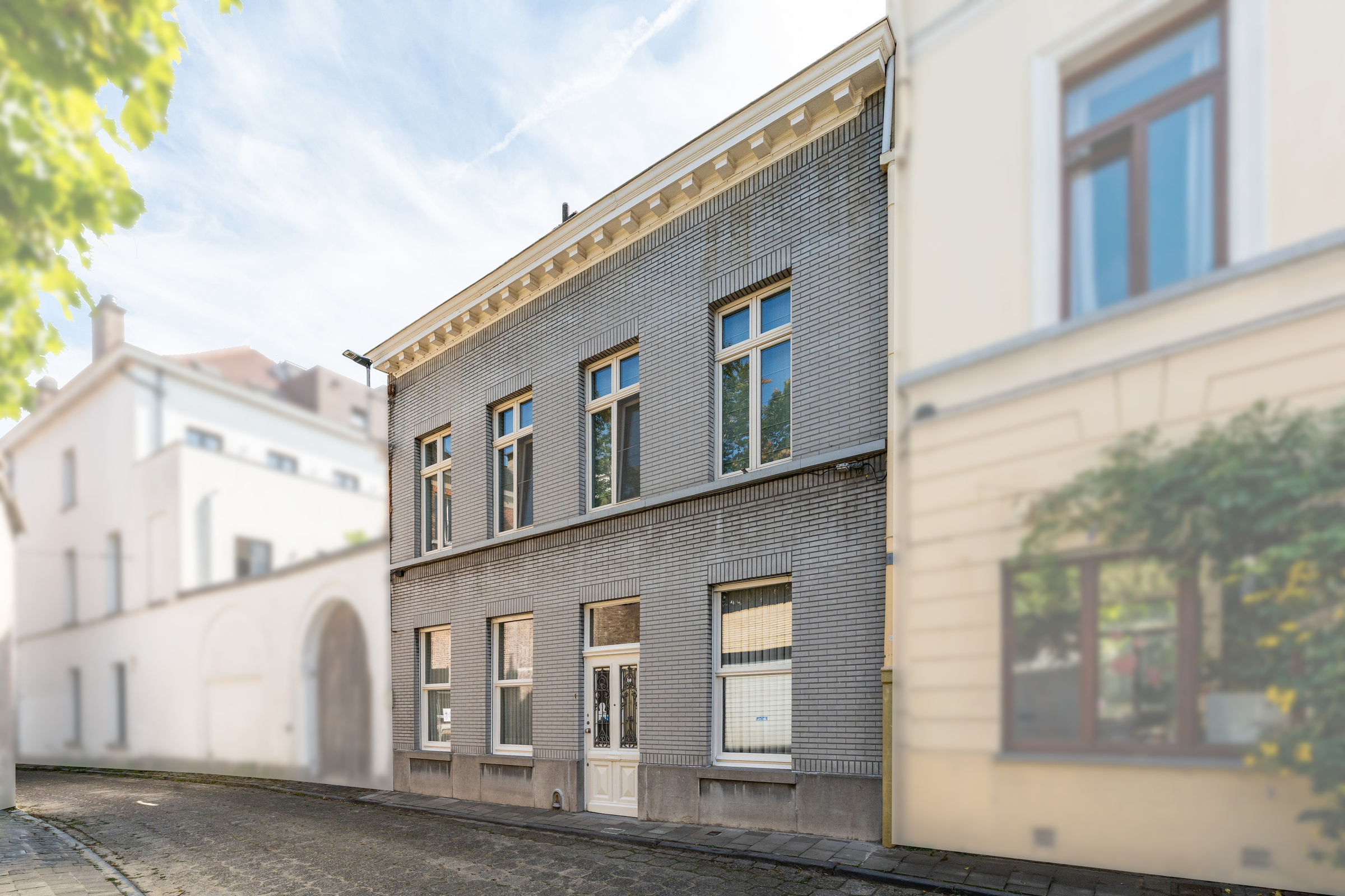Maison à vendre à Gand avec 7 chambres - photo 1