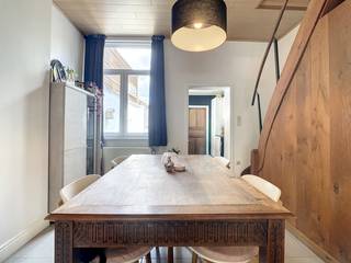 Te huur knusse, instapklare woning gelegen te OudenaardeDeze rijwoning is VOLLEDIG GERENOVEERD en is behouden van enkele AUTHENTIEKE ELEMENTEN...