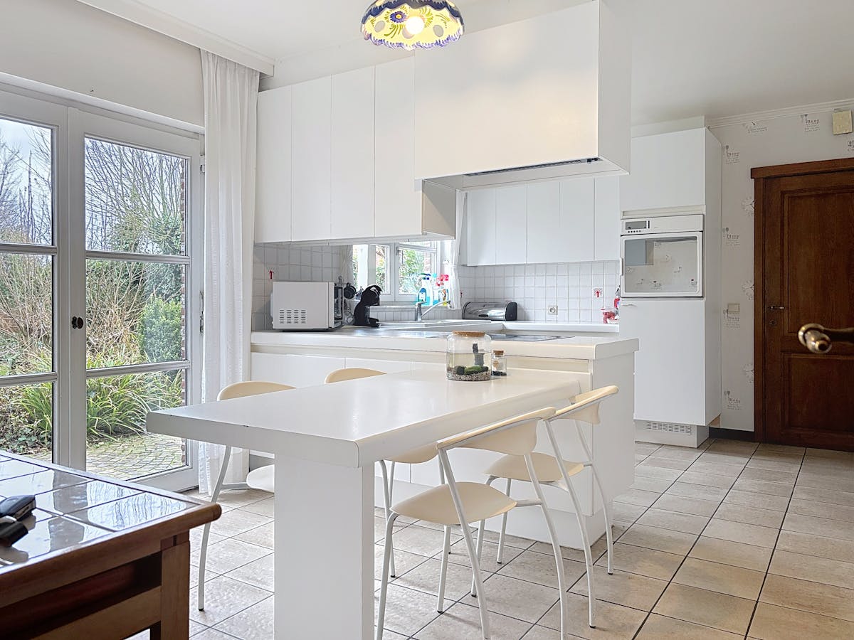 Spacieuse villa de 4 chambres avec jardin ensoleillé à Moorslede. - photo 5