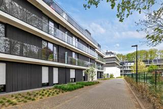 Voor meer info of een bezoek, bel 053 59 49 32 - In het groene parkdomein De Capucien in Aalst bevindt zich Residentie Capucio-Domanio, waar...