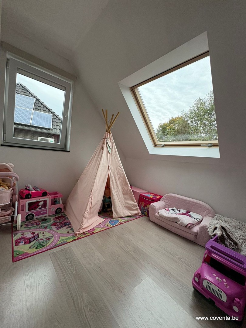 Gezinswoning in kindvriendelijke buurt met 3 slaapkamers te Roeselare - foto 5