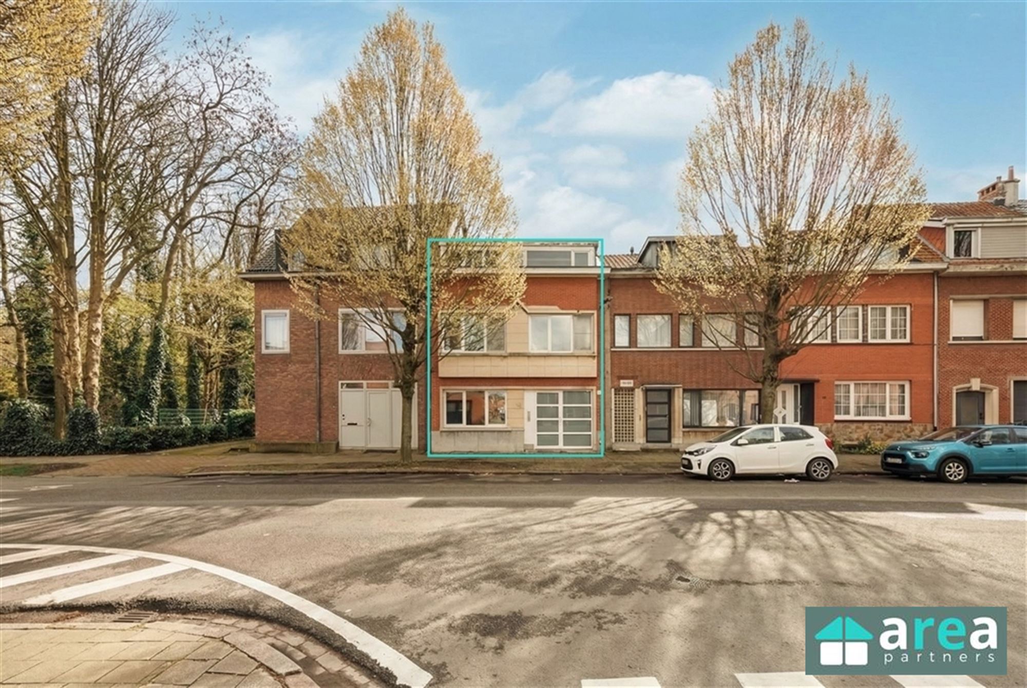 Ruime lichtrijke woning met tuin, 3 slpks mogelijks 5 slpks! - foto 2