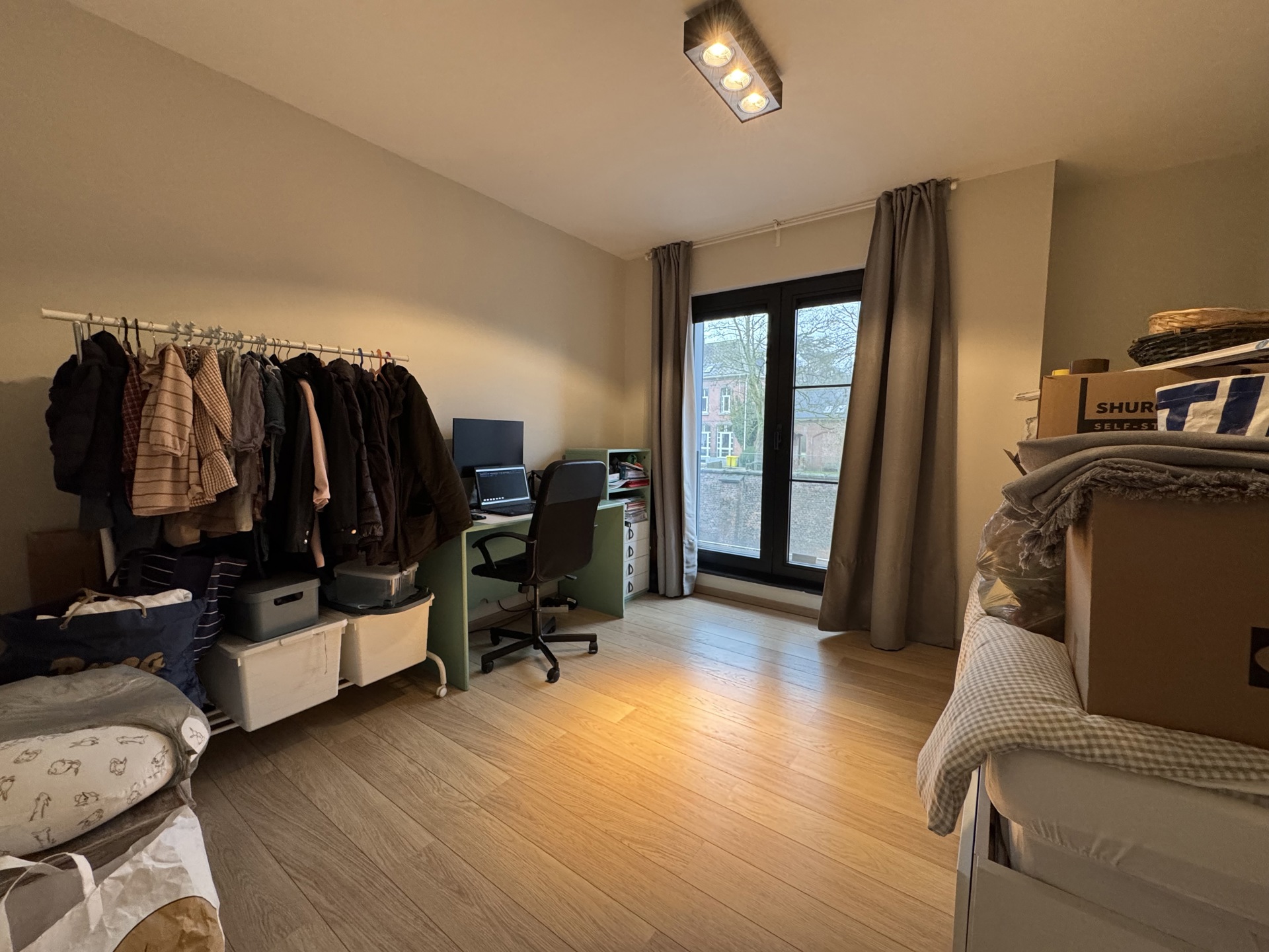 Ruim 3 slpk appartement met terras en zicht op groen in hartje Bornem - foto 4