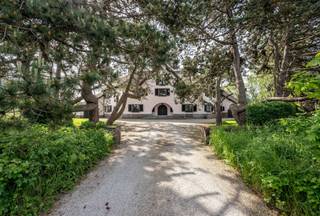 Exclusieve villa in het het natuurreservaat Het Zwin. Aan de rand van dit prachtige beschermd gebied, in het prestigieuze Zoute, ligt...