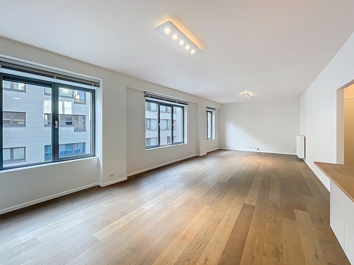 Brussel - Ruim 3 slaapkamer appartement in het centrum - foto 3