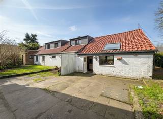 House for sale in Silly