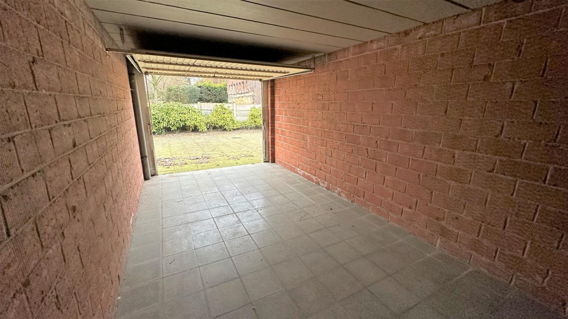 Ruime garagebox in centrum Ruiselede! - foto 5