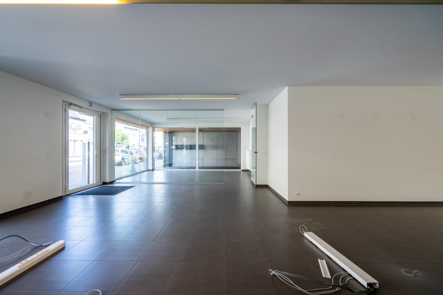 VEELZIJDIGE HANDELSRUIMTE - foto 1