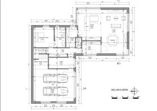 Deze centraal gelegen bouwgrond beschikt reeds over een vergund plan voor het bouwen van een halfopen bebouwing. De nieuwe woning heeft een bouwdiepte van max 18m op gelijkvloers en 14,7 m op verdieping. De woning heeft breedte van 8,4m ter hoogte van de voorgevel en heeft een max breedte van 18,4 m. Op de linker helft is er een zadeldak. De kroonlijsthoogte bedraagt 3,8 m. De nokhoogte bedraagt 7 m. De rechter vleugel van de woning heeft een plat groendak met een hoogte van 3,8 m.<br />Foto is niet bindend, enkel ter illustratie.<br /><br />De ligging is dan ook zeer goed in het centrum van Steenhuize-Wijnhuize.<br /><br />Bij interesse neem contact op met Kristien: 0475 496218