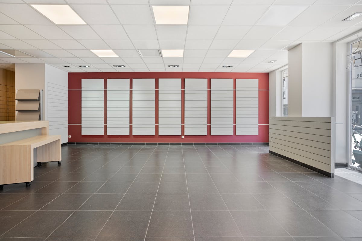 Commercial property (190 m²) with dual access - photo 4