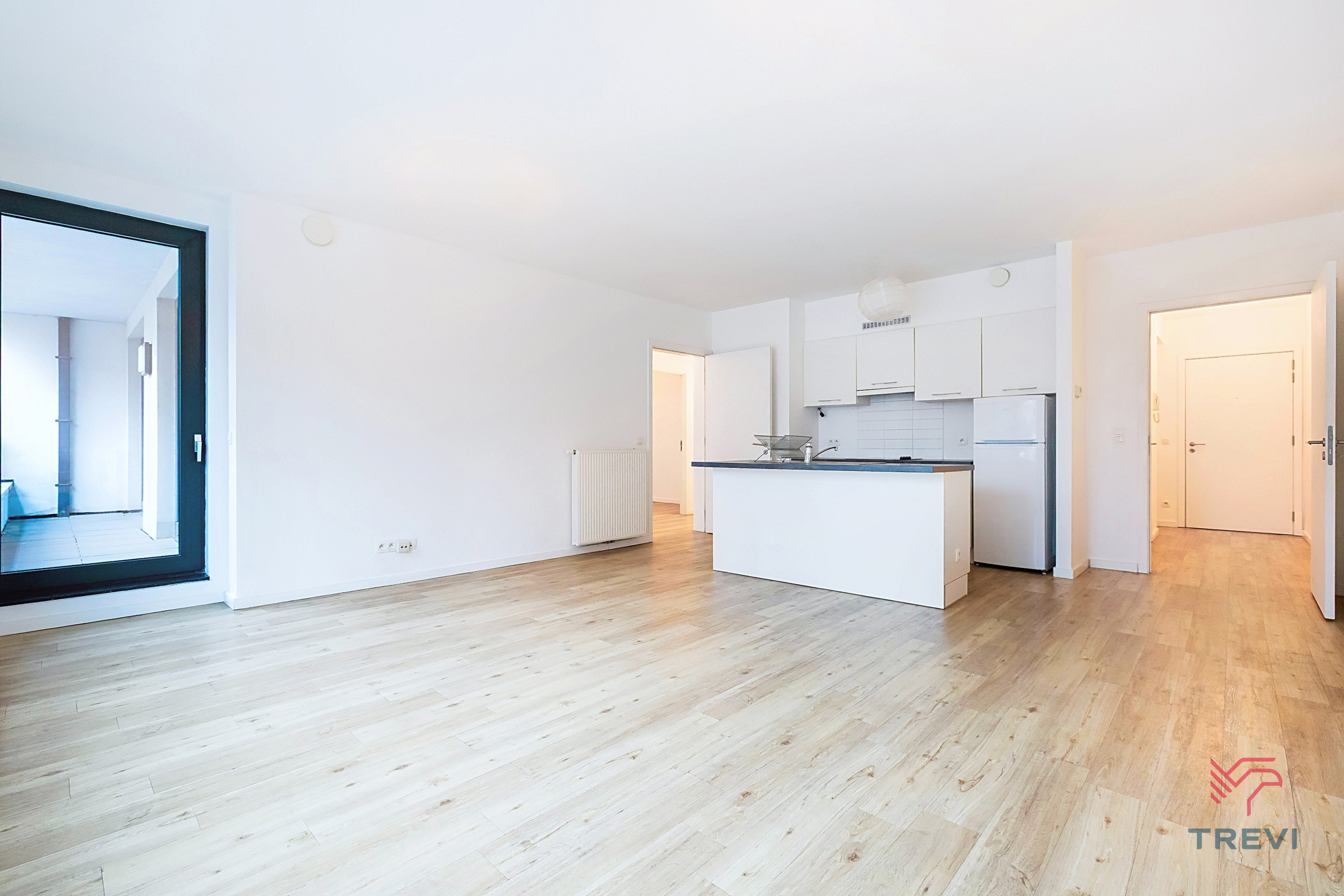 Apartment for rent in Etterbeek with 3 bedrooms - photo 1