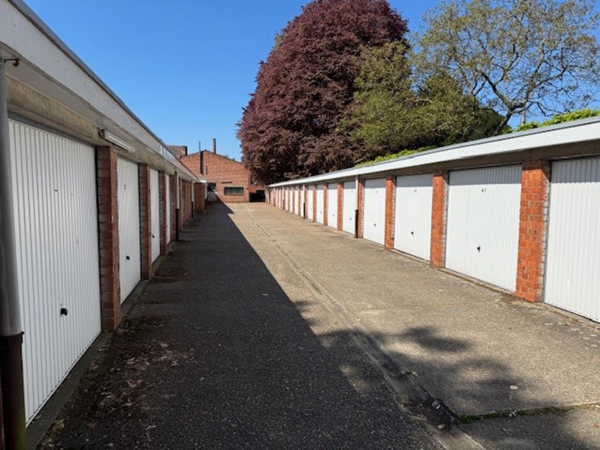 Prachtig rendabel opbrengsteigendom bestaande uit 44 garageboxen in hartje Turnhout. - foto 4