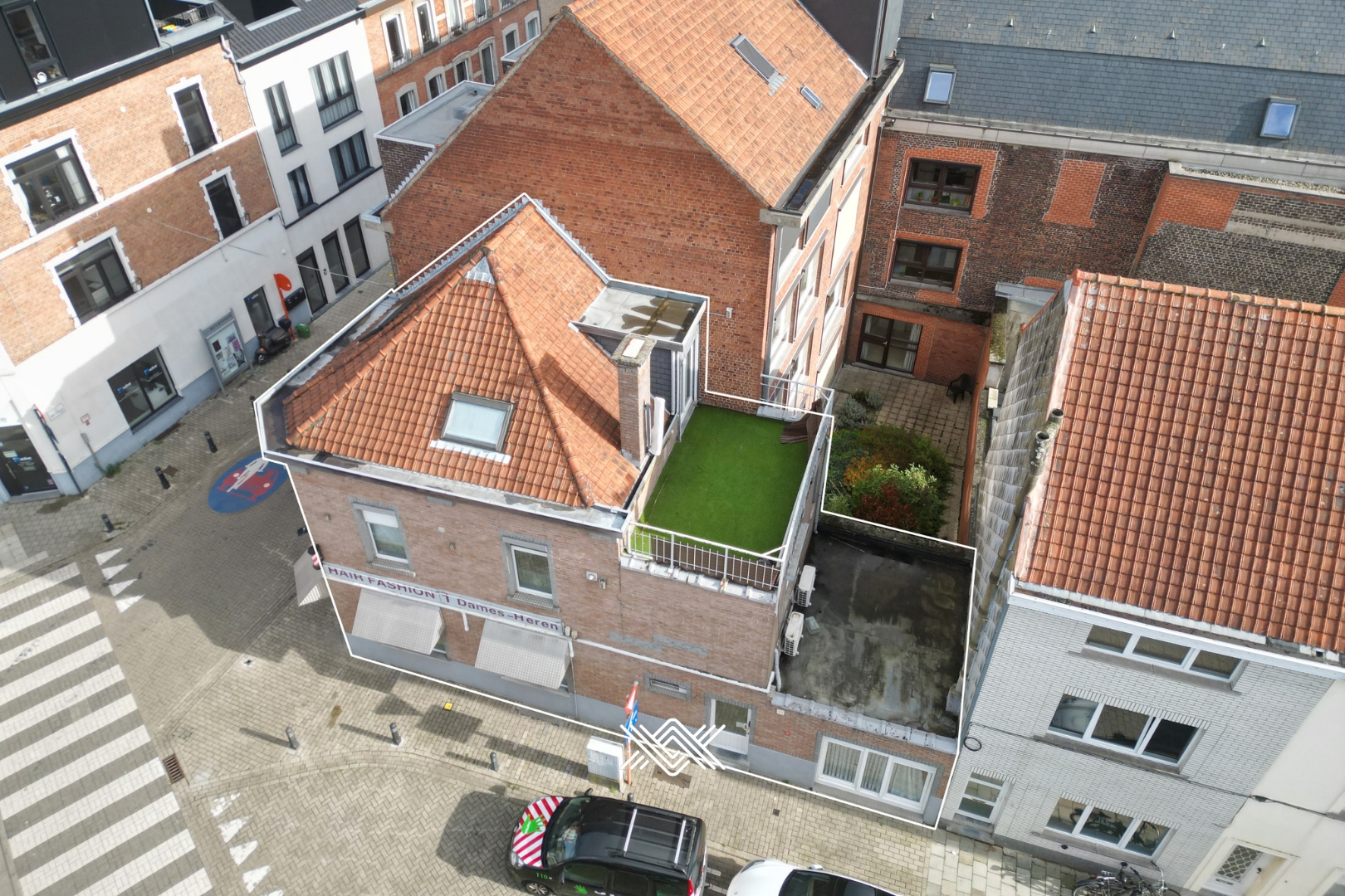 Handelshuis op strategische hoekligging in Gent - photo 1