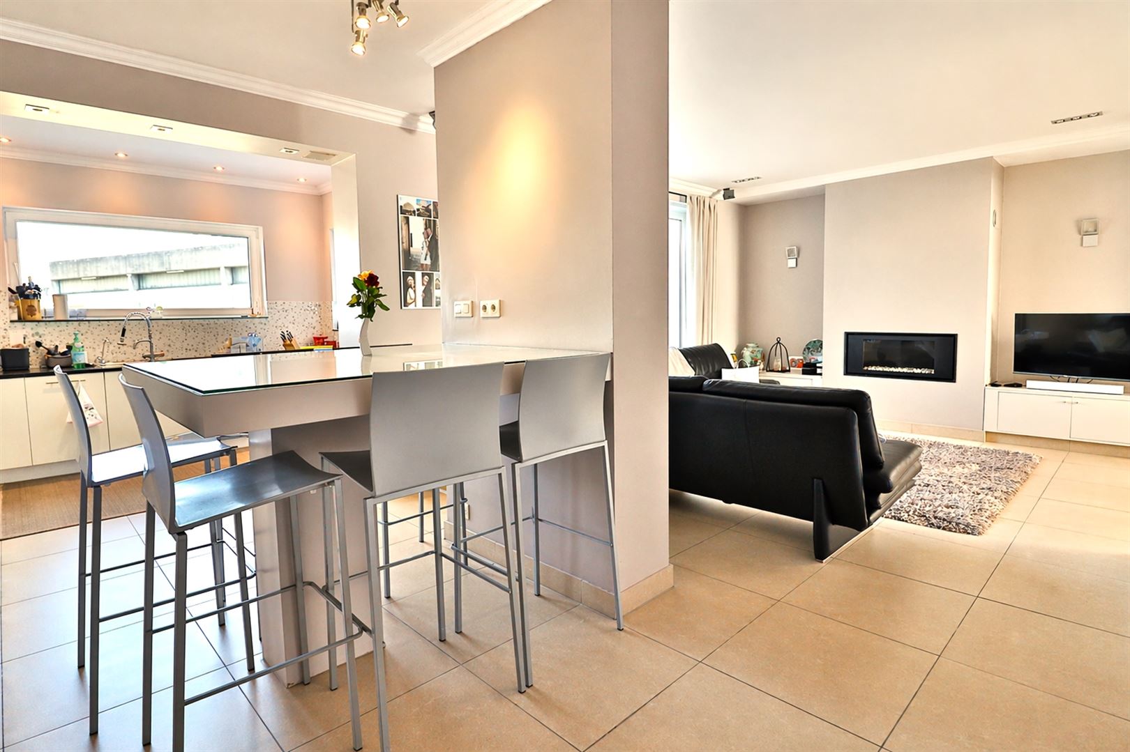 House for sale in Kortrijk with 4 bedrooms - photo 5