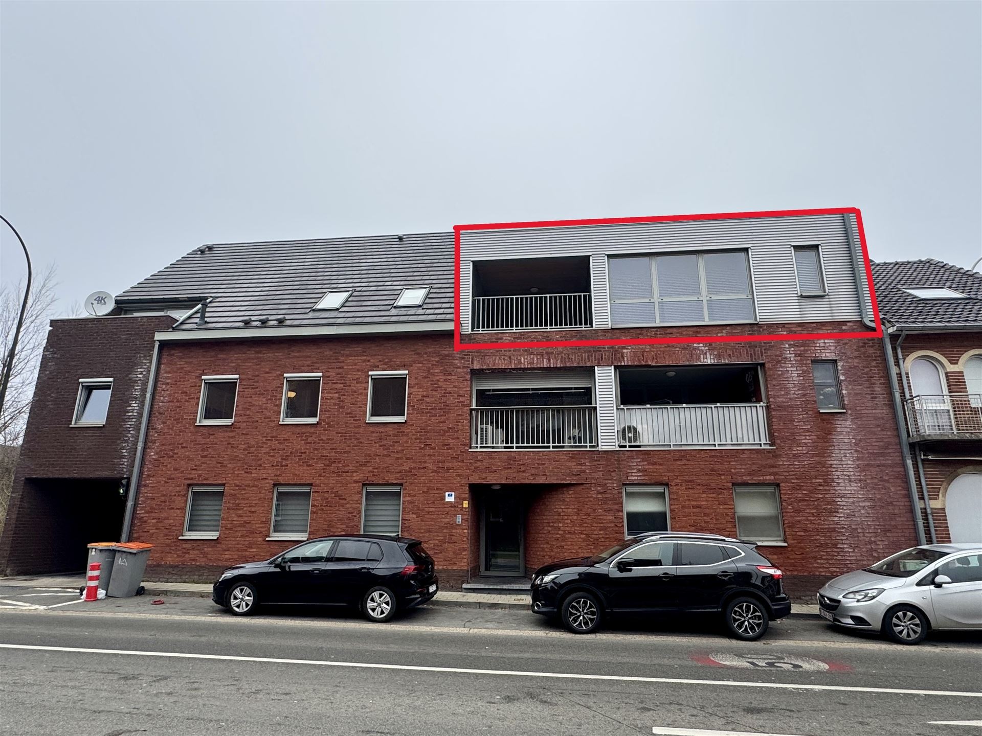 Appartement à vendre à Maasmechelen avec 2 chambres - photo 1