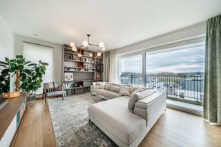 WE INVEST Sud-Luxembourg presenteert dit prachtige appartement, ideaal gelegen in Aarlen, vlak bij het station, het stadscentrum en de...