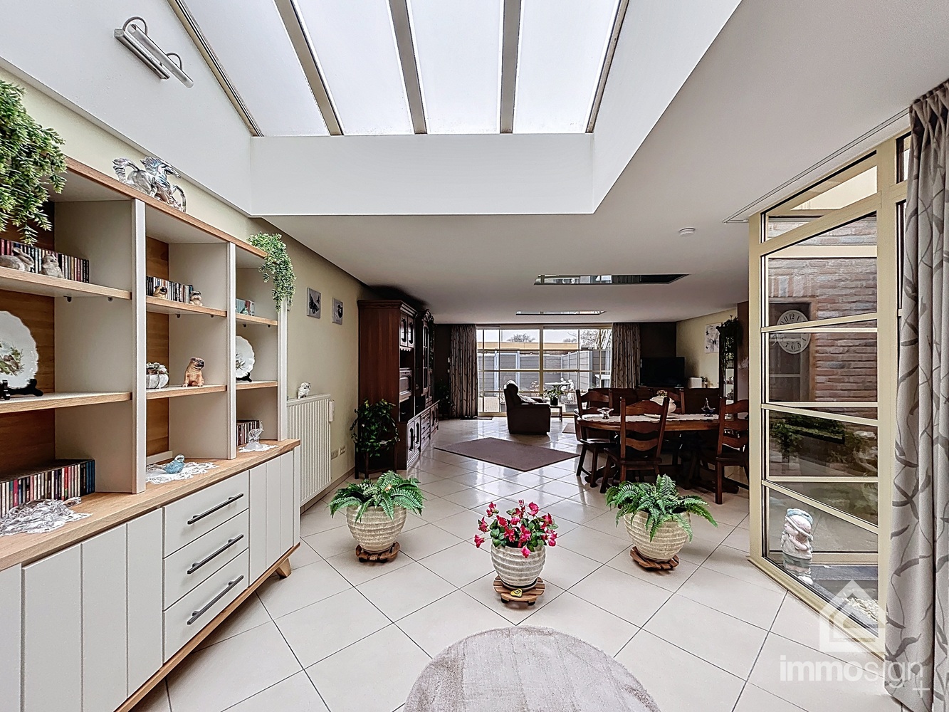 Appartementsgebouw met gelijkvloers- en duplexappartement in Peer centrum! - foto 5
