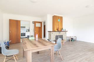 Dit ruime appartement van circa 94 m² ligt in een rustige, prettige omgeving in Sint-Niklaas. Met twee slaapkamers en een badkamer biedt deze...