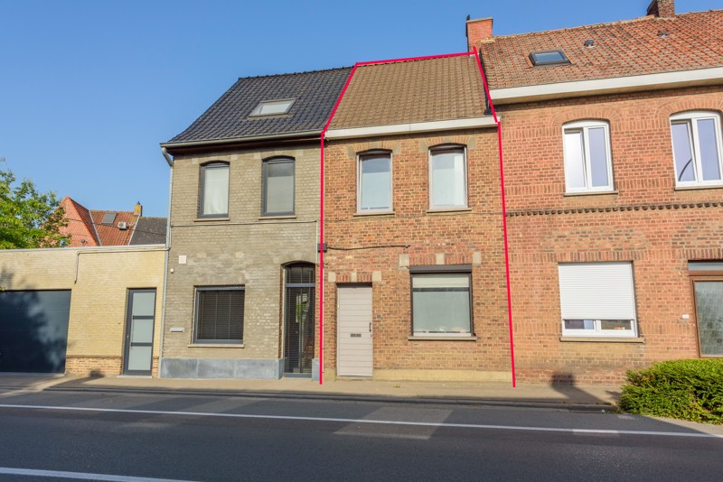 Op te frissen woning met 3 slaapkamers - foto 1