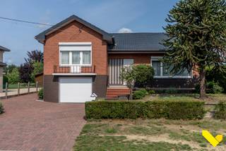 Instapklare woning met 3 slaapkamers, mooie tuin en vlotte verbinding naar E313 – Paal (Beringen)Bent u op zoek naar een verzorgde gezinswoning op...
