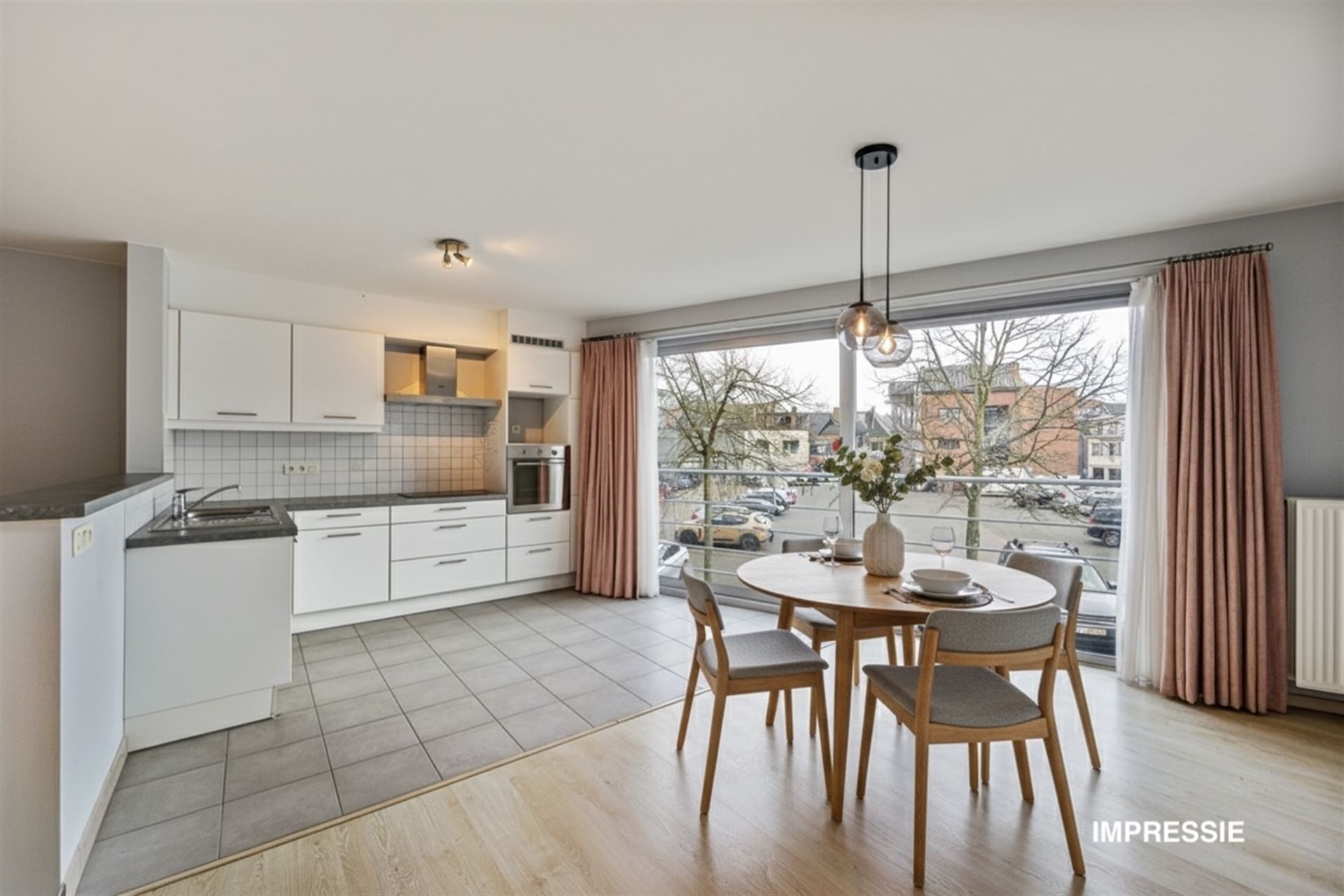 Lichtrijk Appartement met 2 Slaapkamers en Terras - foto 2